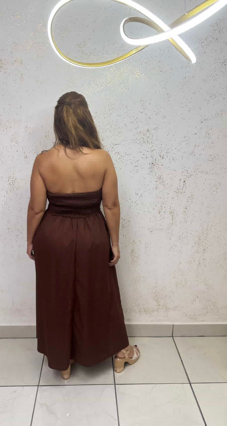 Chic Simplicity: Strapless Cocoa Dress