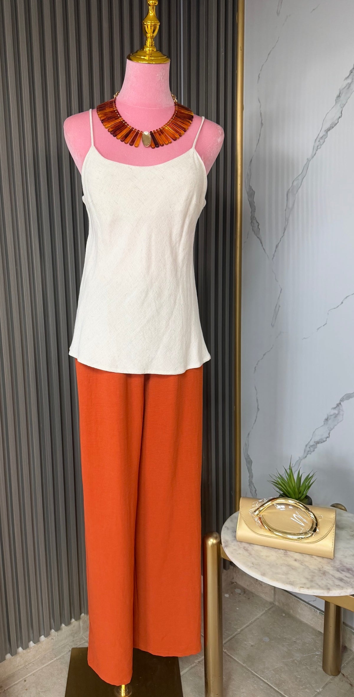 Iza’s beige top/top/azure Boutique