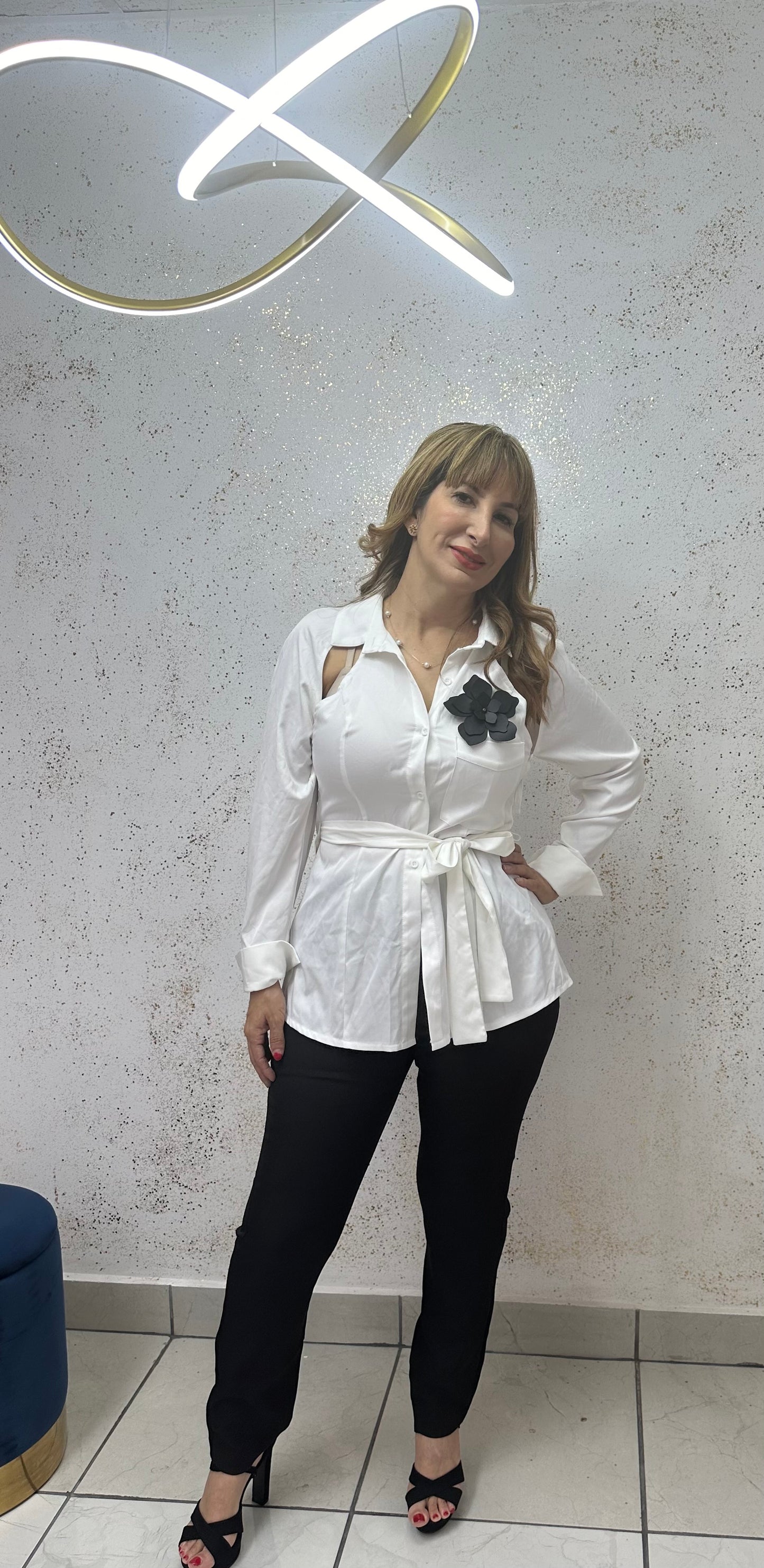 BUTTON DOWN BLOUSE WITH TIE