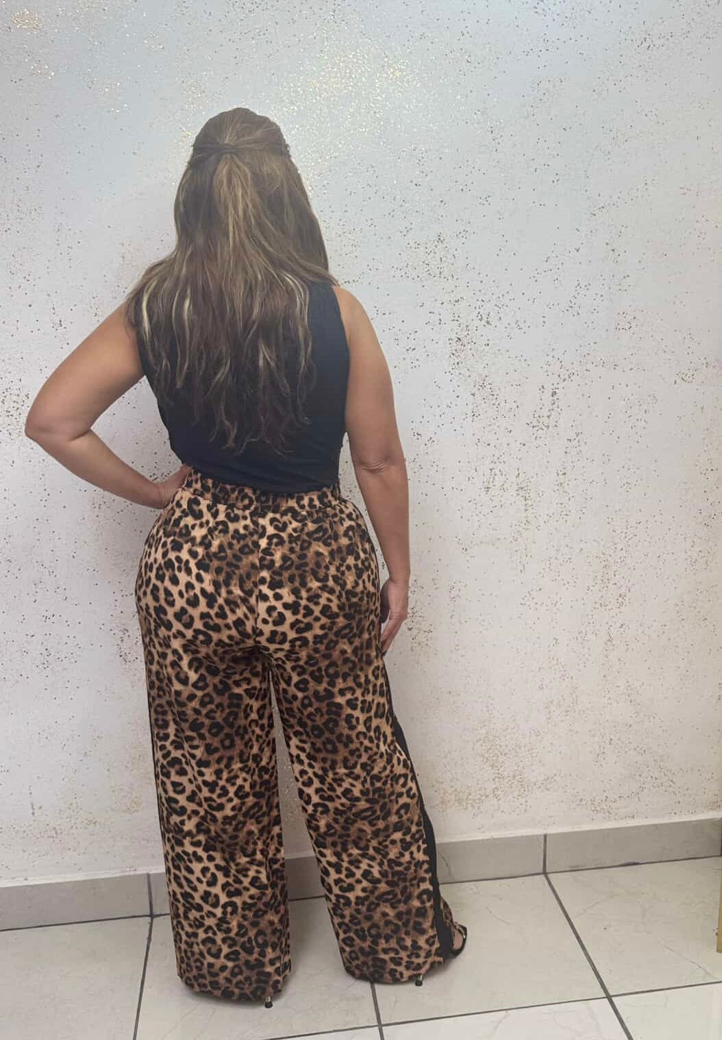Pants leopard print design
